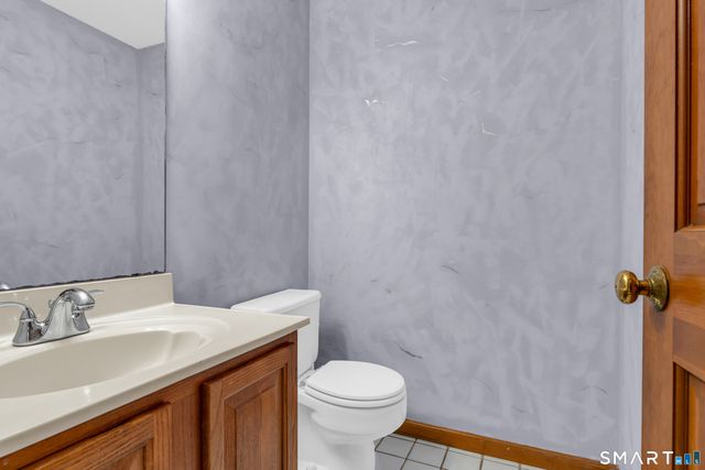 26 Pent Road, Branford, CT 06405