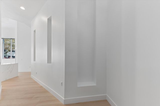 300 S Australian Avenue 105, West Palm Beach, FL 33401