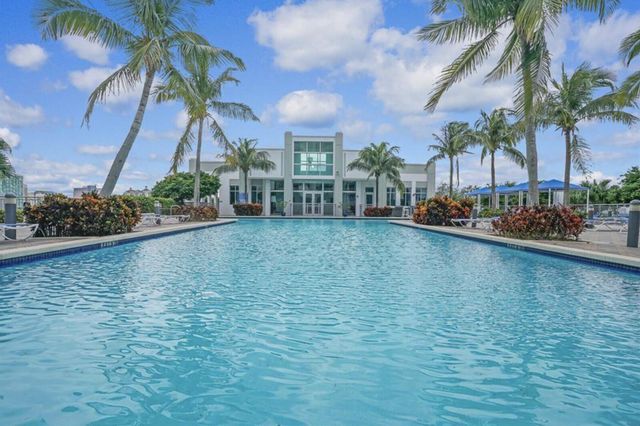 300 S Australian Avenue 105, West Palm Beach, FL 33401