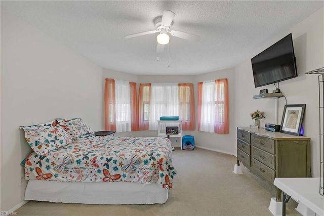 5657 Clay Bank RD, Gloucester, VA 23061