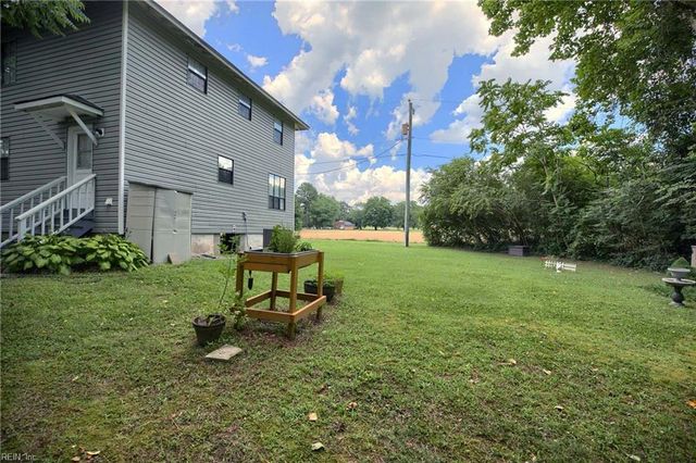 5657 Clay Bank RD, Gloucester, VA 23061