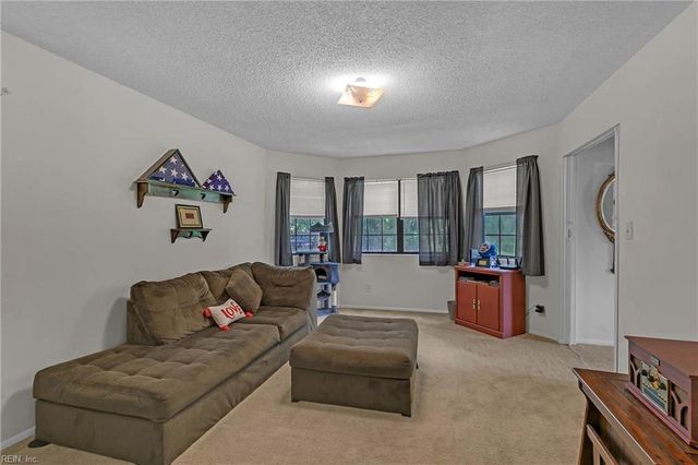 5657 Clay Bank RD, Gloucester, VA 23061