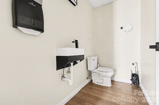 104 N Dilling Street, Kings Mountain, NC 28086