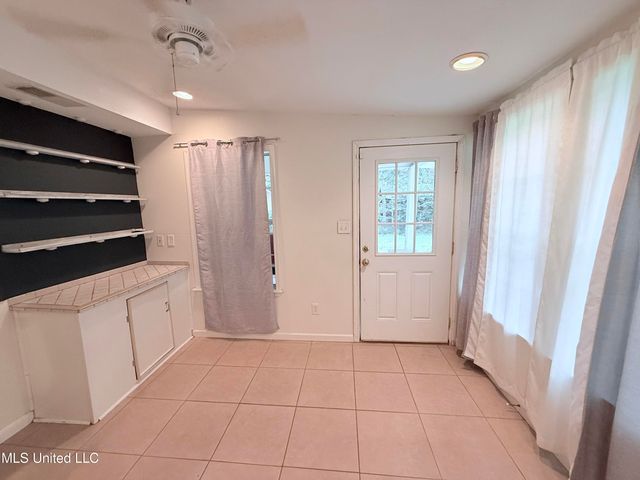 3908 Wildwood Road, Moss Point, MS 39562