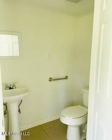 3908 Wildwood Road, Moss Point, MS 39562
