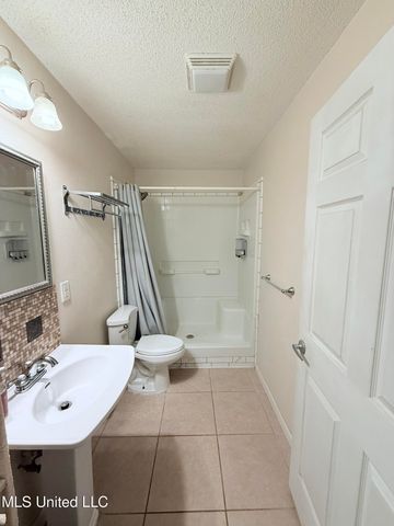 3908 Wildwood Road, Moss Point, MS 39562