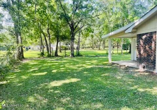 3908 Wildwood Road, Moss Point, MS 39562