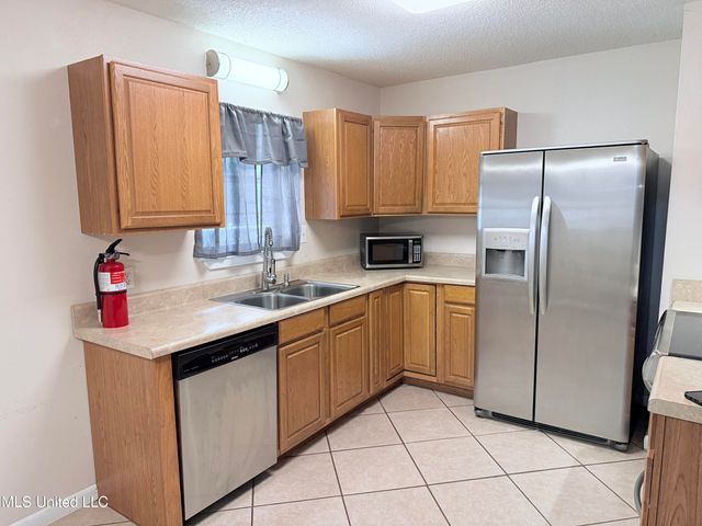 3908 Wildwood Road, Moss Point, MS 39562
