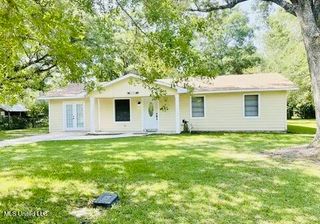 3908 Wildwood Road, Moss Point, MS 39562