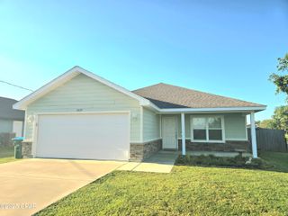 3225 Ten Acre Road, Panama City, FL 32405