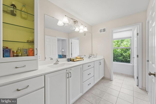 3 TREYBURN DR, Paoli, PA 19301
