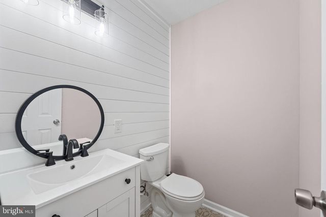 3 TREYBURN DR, Paoli, PA 19301