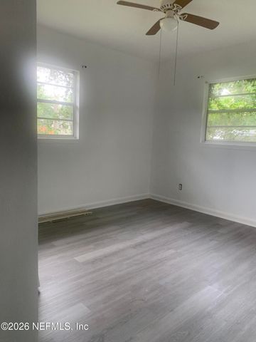 7042 CAMELOT Road, Jacksonville, FL 32211