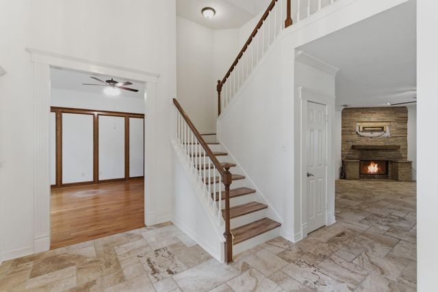 2024 Old River Road, Montgomery, TX 77356