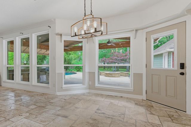 2024 Old River Road, Montgomery, TX 77356