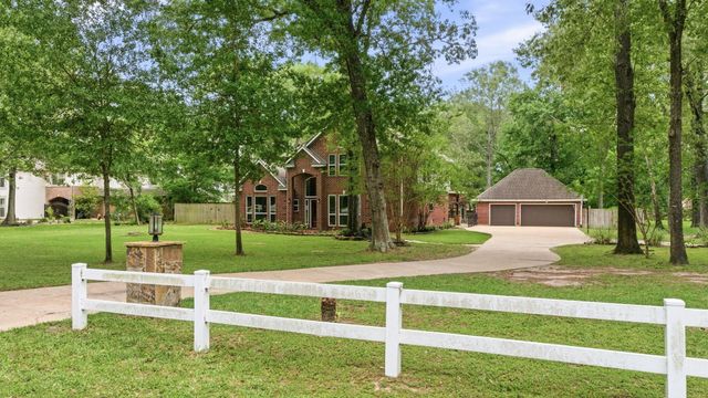 2024 Old River Road, Montgomery, TX 77356