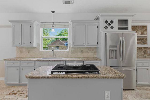 2024 Old River Road, Montgomery, TX 77356