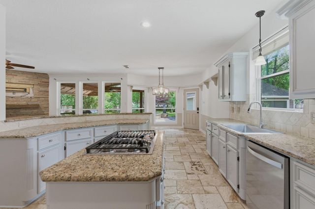 2024 Old River Road, Montgomery, TX 77356