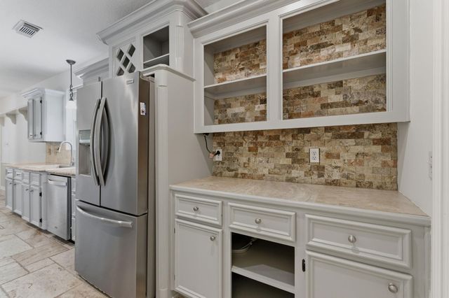 2024 Old River Road, Montgomery, TX 77356