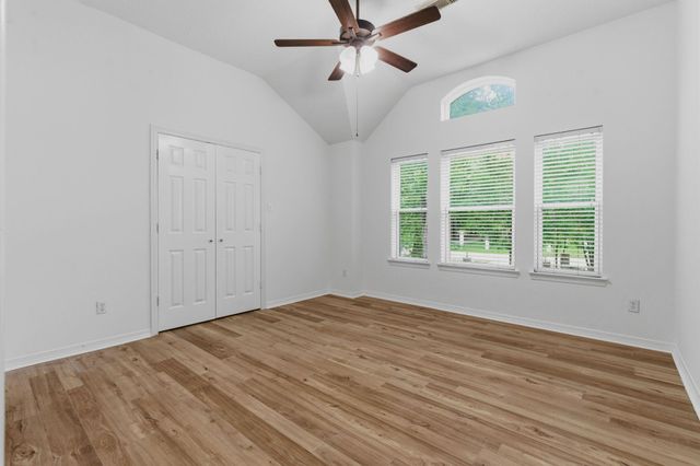 2024 Old River Road, Montgomery, TX 77356