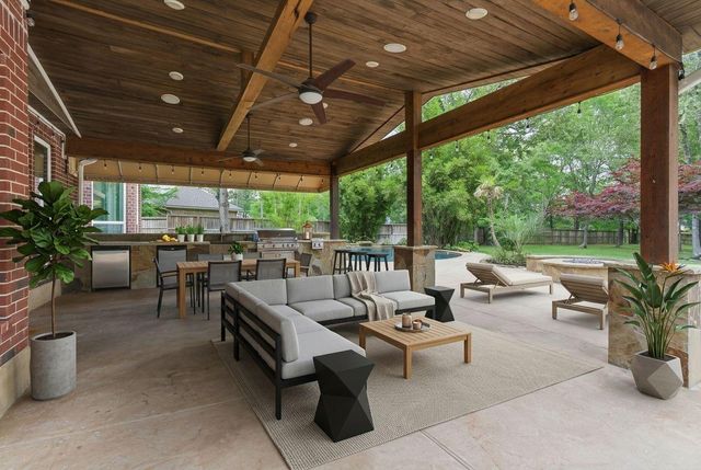 2024 Old River Road, Montgomery, TX 77356