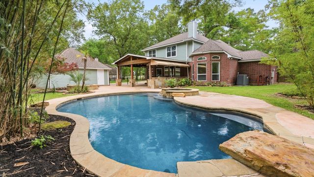 2024 Old River Road, Montgomery, TX 77356