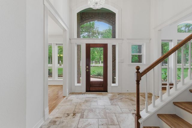 2024 Old River Road, Montgomery, TX 77356