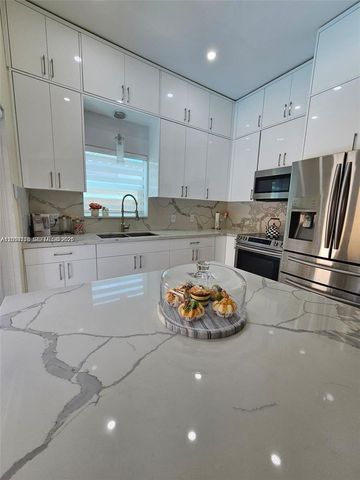 11232 SW 159th Pl 0, Miami, FL 33196