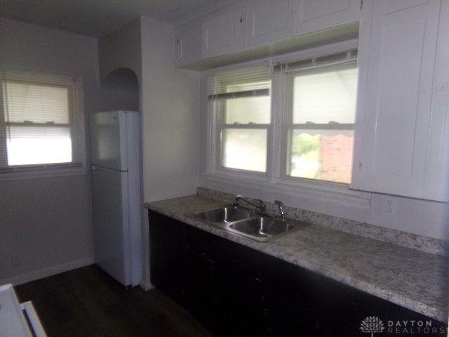2826 W Hillcrest Avenue, Dayton, OH 45406