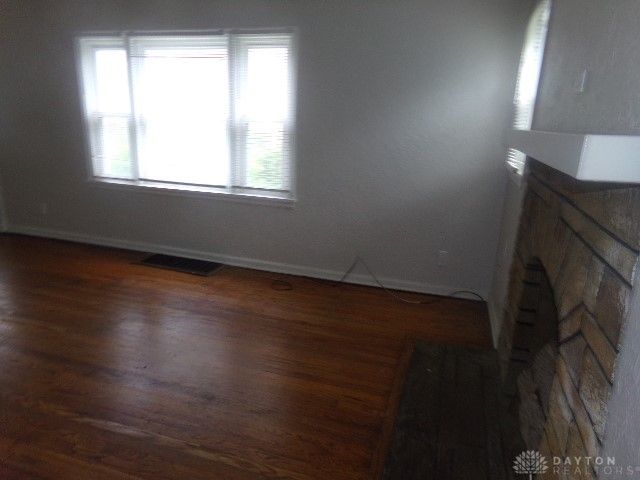 2826 W Hillcrest Avenue, Dayton, OH 45406