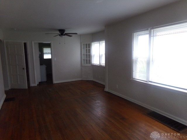 2826 W Hillcrest Avenue, Dayton, OH 45406