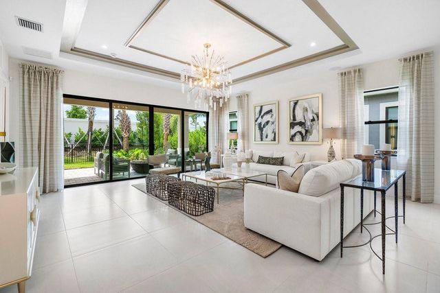 12479 Solana Bay Circle, Palm Beach Gardens, FL 33412