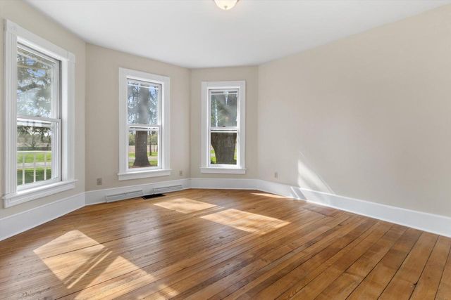 N5724 N Helenville Road, Helenville, WI 53137