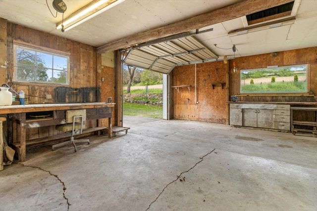 N5724 N Helenville Road, Helenville, WI 53137