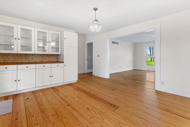 N5724 N Helenville Road, Helenville, WI 53137