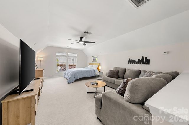 11627 Kingsley View Drive, Charlotte, NC 28277