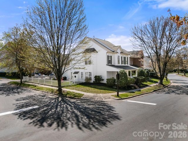 11627 Kingsley View Drive, Charlotte, NC 28277