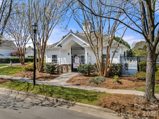 11627 Kingsley View Drive, Charlotte, NC 28277