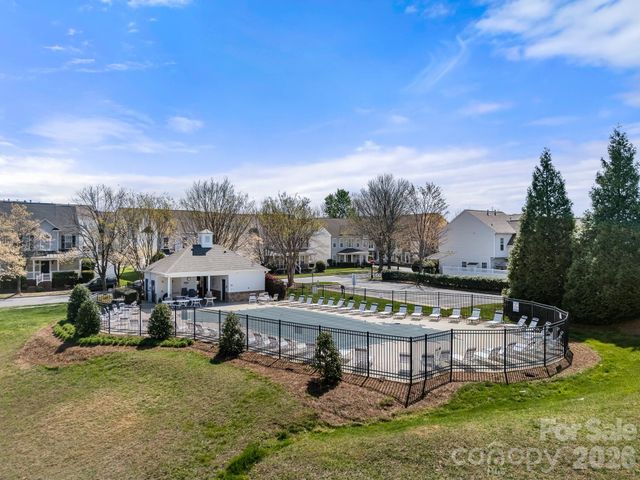 11627 Kingsley View Drive, Charlotte, NC 28277