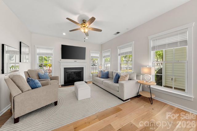 11627 Kingsley View Drive, Charlotte, NC 28277