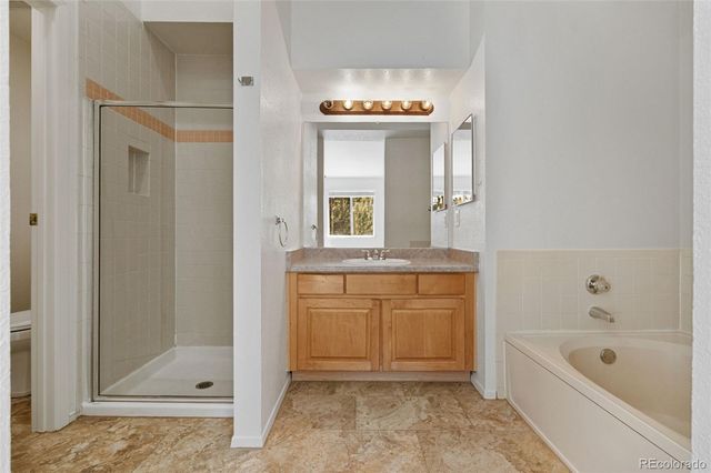 6001 S Yosemite Street H302, Greenwood Village, CO 80111