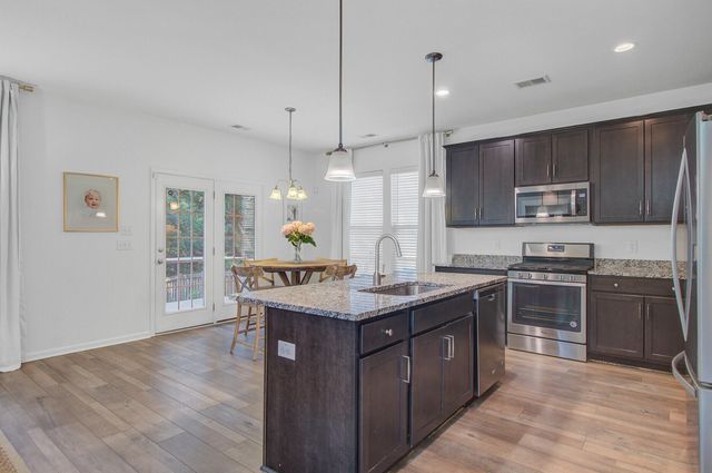 142 Elliott Creek Lane, Summerville, SC 29485