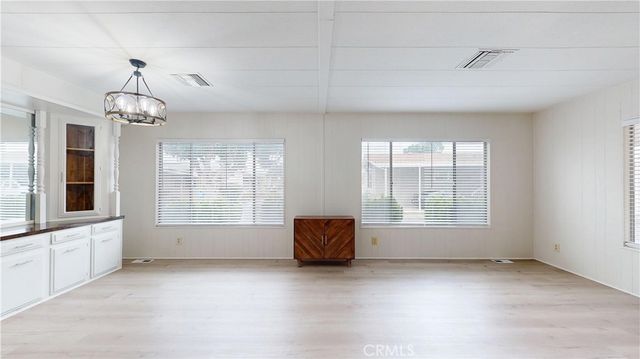 3595 Santa Fe Ave 73, Long Beach, CA 90810