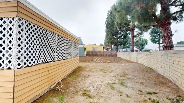 3595 Santa Fe Ave 73, Long Beach, CA 90810