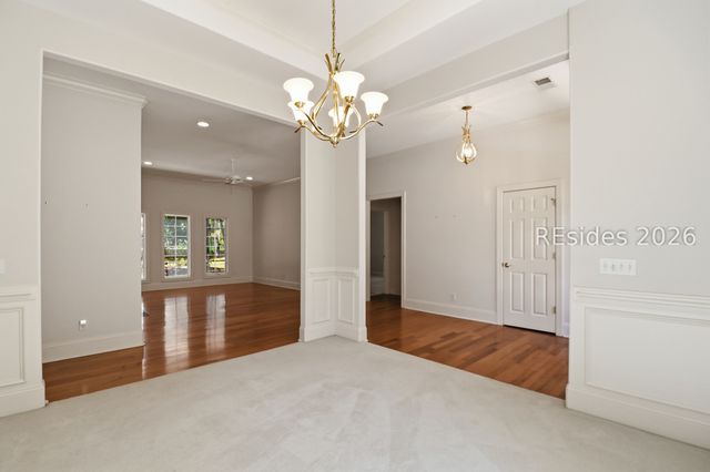 37 Crooked Pond Dr, Hilton Head Island, SC 29926