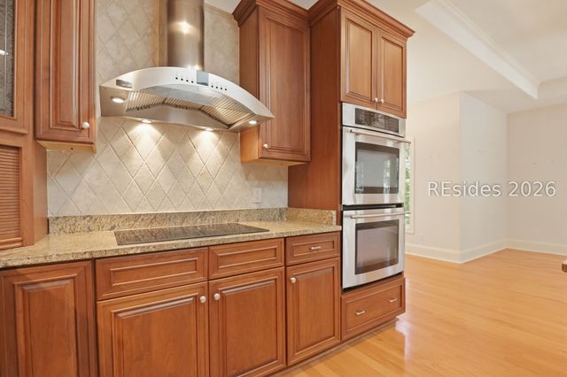 37 Crooked Pond Dr, Hilton Head Island, SC 29926
