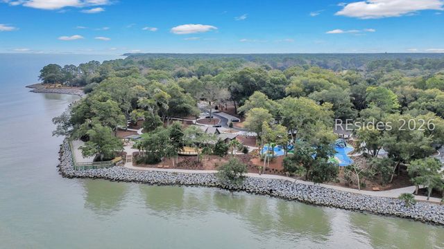 37 Crooked Pond Dr, Hilton Head Island, SC 29926