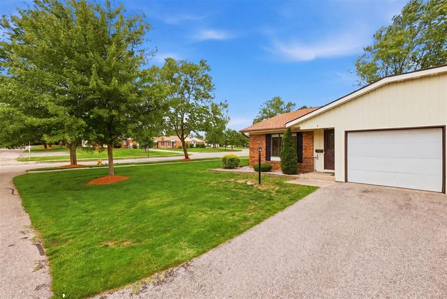 53 Old Mill Drive 2, Holland, MI 49423