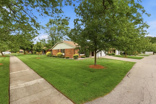 53 Old Mill Drive 2, Holland, MI 49423
