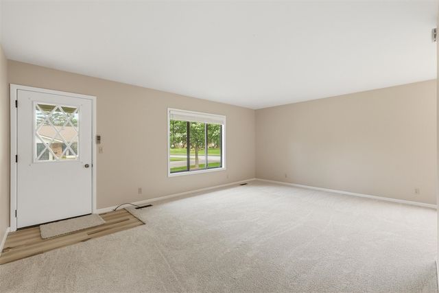 53 Old Mill Drive 2, Holland, MI 49423